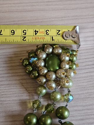 Broche colgante perlas verdes y cristal vintage