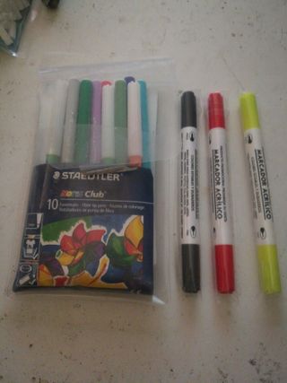 Rotuladores Staedtler y Marcadores Acrílicos