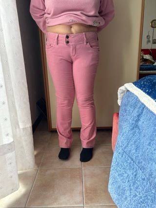 Pantaloni in velluto rosa