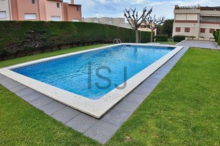 Casa adosada en venta en Els Munts en Torredembarra