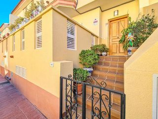 Casa adosada en venta en Vera Ciudad en Vera