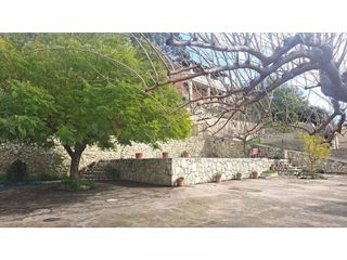 Chalet en venta en L'Alquenència en Alzira