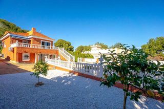 Chalet en venta en Altos - La Florida en Orihuela