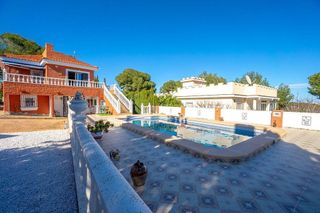 Chalet en venta en Altos - La Florida en Orihuela