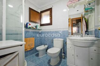 Casa adosada en venta en Entrambasaguas