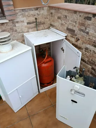 Termo gas exterior,en el precio  Entra todo foto