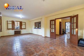 Chalet en venta en Gójar