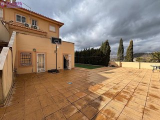 Casa adosada en venta en Guardia de Jaén (La)