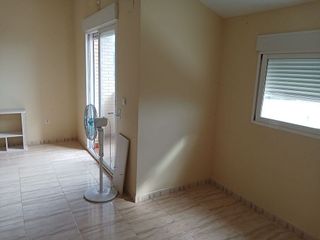 Casa adosada en venta en Zona Urbanizaciones en Alzira