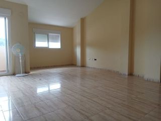 Casa adosada en venta en Zona Urbanizaciones en Alzira