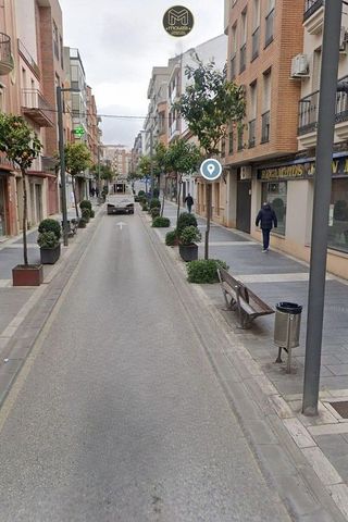 Chalet en venta en Linares