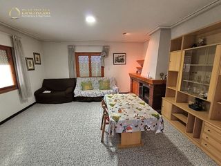 Casa adosada en venta en Las Bayas en Elche