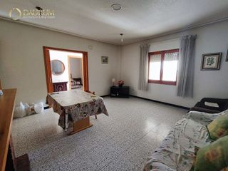 Casa adosada en venta en Las Bayas en Elche