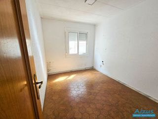 Piso en venta en Zona Mercat en Rubí