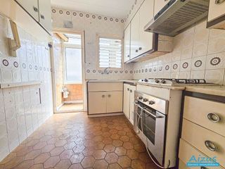 Piso en venta en Zona Mercat en Rubí