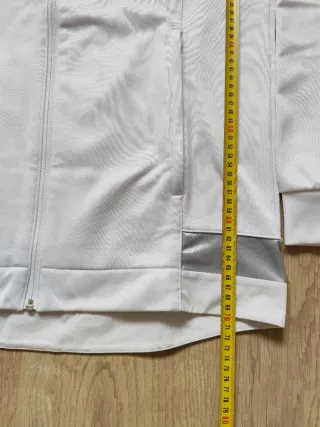 Chaqueta Real Madrid Adidas talla M