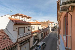 Piso en venta en Avda. De los Ogíjares en Armilla