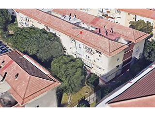 Piso en venta en Parque Alcosa - Jardines del Edén en Sevilla