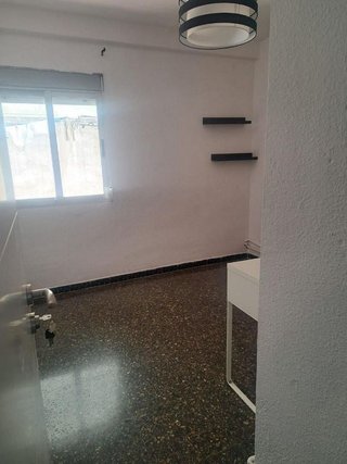 Piso en venta en La Torre en Valencia
