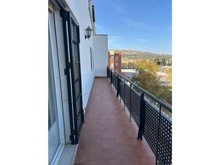 Dúplex en venta en Baza