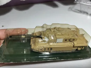 Carri armati militari da collezione