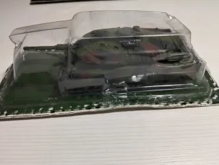 Carri armati militari da collezione