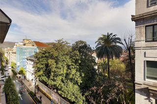 Piso en venta en Santo Domingo en Oviedo