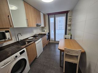 Piso en venta en Portillejo - Valdegastea en Logroño