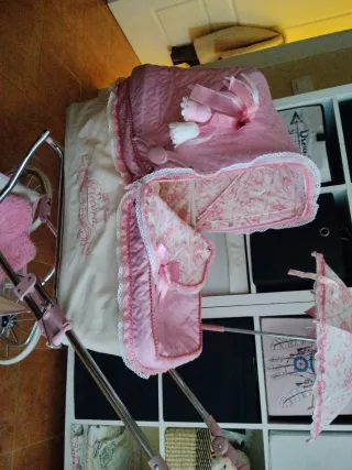 Carrello per bambole Reborn Martina