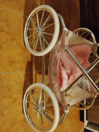 Carrello per bambole Reborn Martina