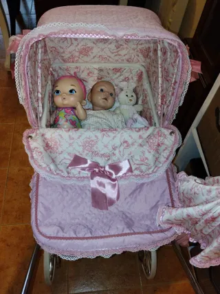 Carrello per bambole Reborn Martina