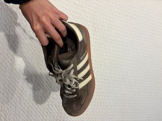 Adidas Spezial Marrones y Beige