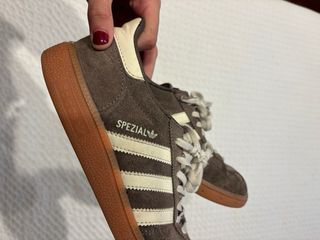 Adidas Spezial Marrones y Beige