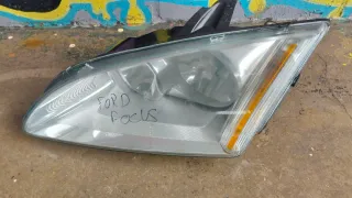 Faros Delanteros Ford Focus 2004