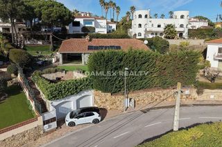 Chalet en venta en Puigventós en Lloret de Mar