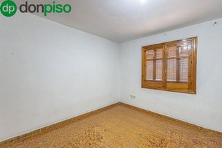Chalet en venta en Gójar