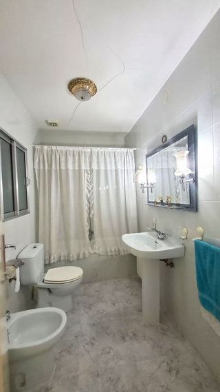 Casa adosada en venta en Cuéllar