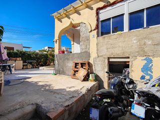 Chalet en venta en San Miguel de Salinas