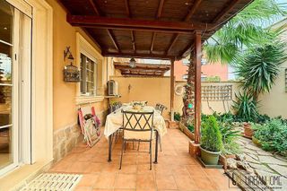 Casa adosada en venta en Rocafort