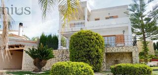 Chalet en venta en Alginet