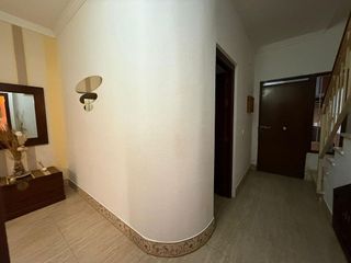 Casa adosada en venta en Pilas