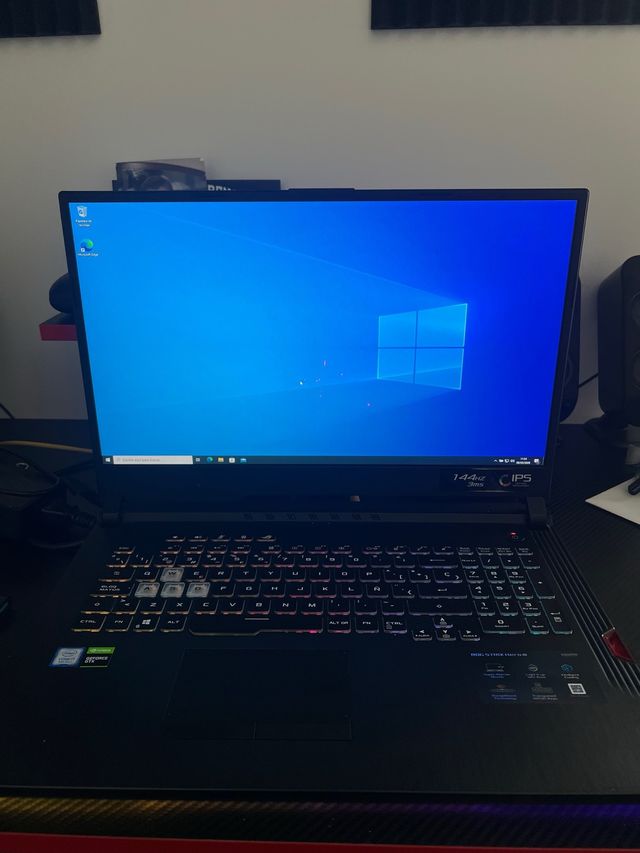 ASUS ROG Strix G731G 17 i7-9750H 16GB RAM