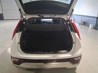 Kia Niro 1.6 GDi HEV 95kW (129CV) Drive