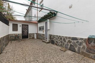 Casa adosada en venta en Ogíjares
