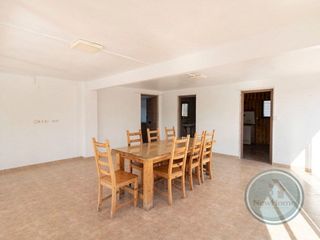 Chalet en venta en Peña de las Águilas en Elche