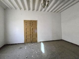 Chalet en venta en Novelda