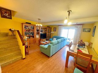 Casa adosada en venta en Daganzo de Arriba