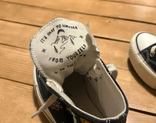 Converse All Star bordadas negras