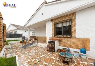 Chalet en venta en Huétor Vega