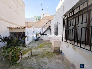 Chalet en venta en Centro en Alcazares, Los